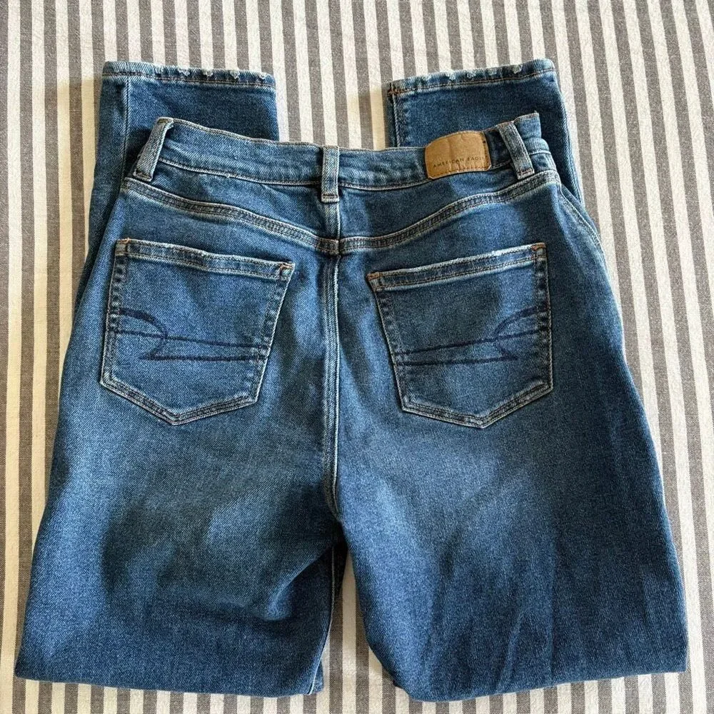 American Eagle Button Fly Mom Jeans Size 0